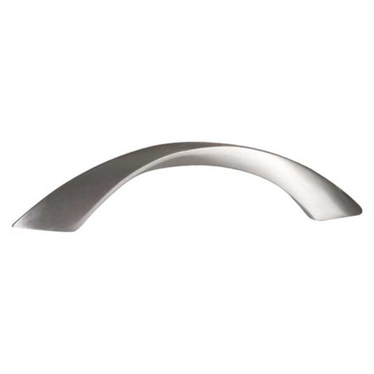 JALADERA DE ARCO 96mm ENTRE TORNILLOS NIQUEL SATINADO HANDYHOME 3925